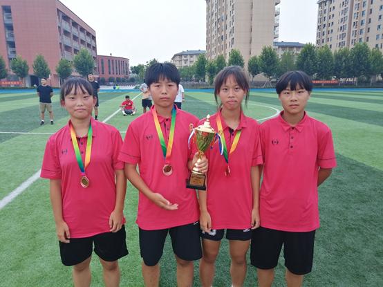 武汉青少年夏令营优秀学员,武汉硚口区夏令营2021价目表