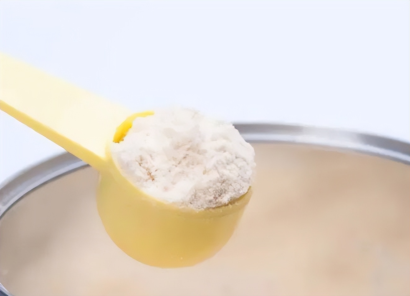 婴幼儿湿疹吃什么奶粉,宝宝容易长湿疹适合喝哪种奶粉