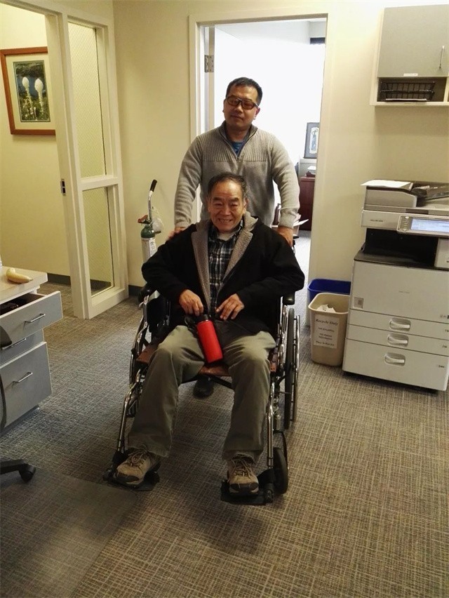 从呼吸困难到咳出肿瘤组织，一个肺癌患者亲述在美国治疗历程