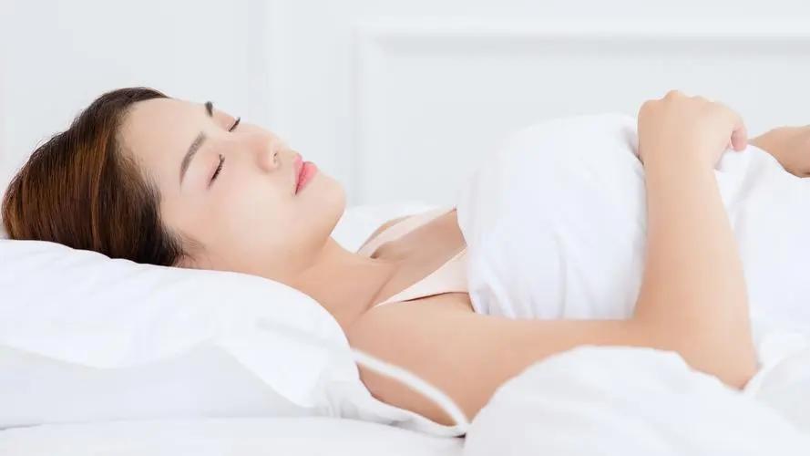 夏季睡得比较凉快舒服的枕头,夏天睡觉最舒服的枕头