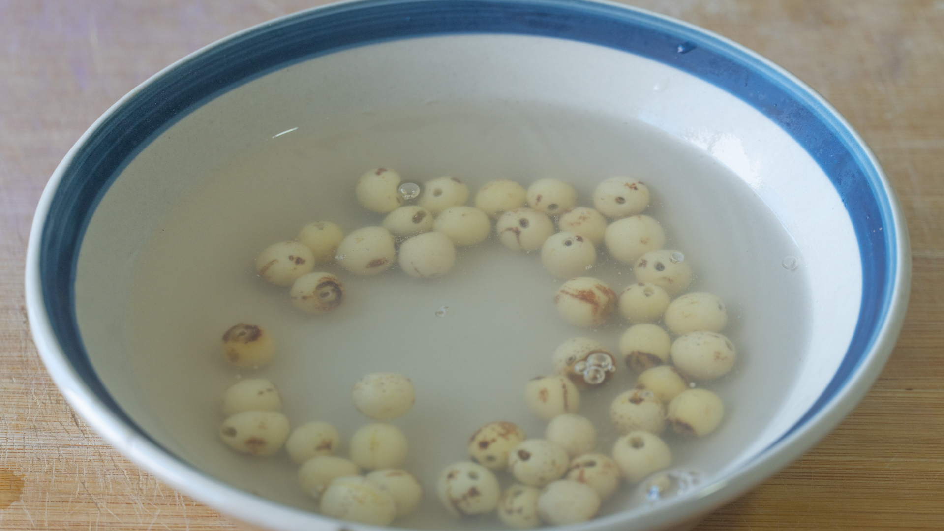 秋冬吃什么对肺部有益,这6种食物能养肺润肺