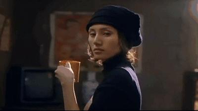 袁泉6根钢钉,袁泉走红毯打了多少明星的脸