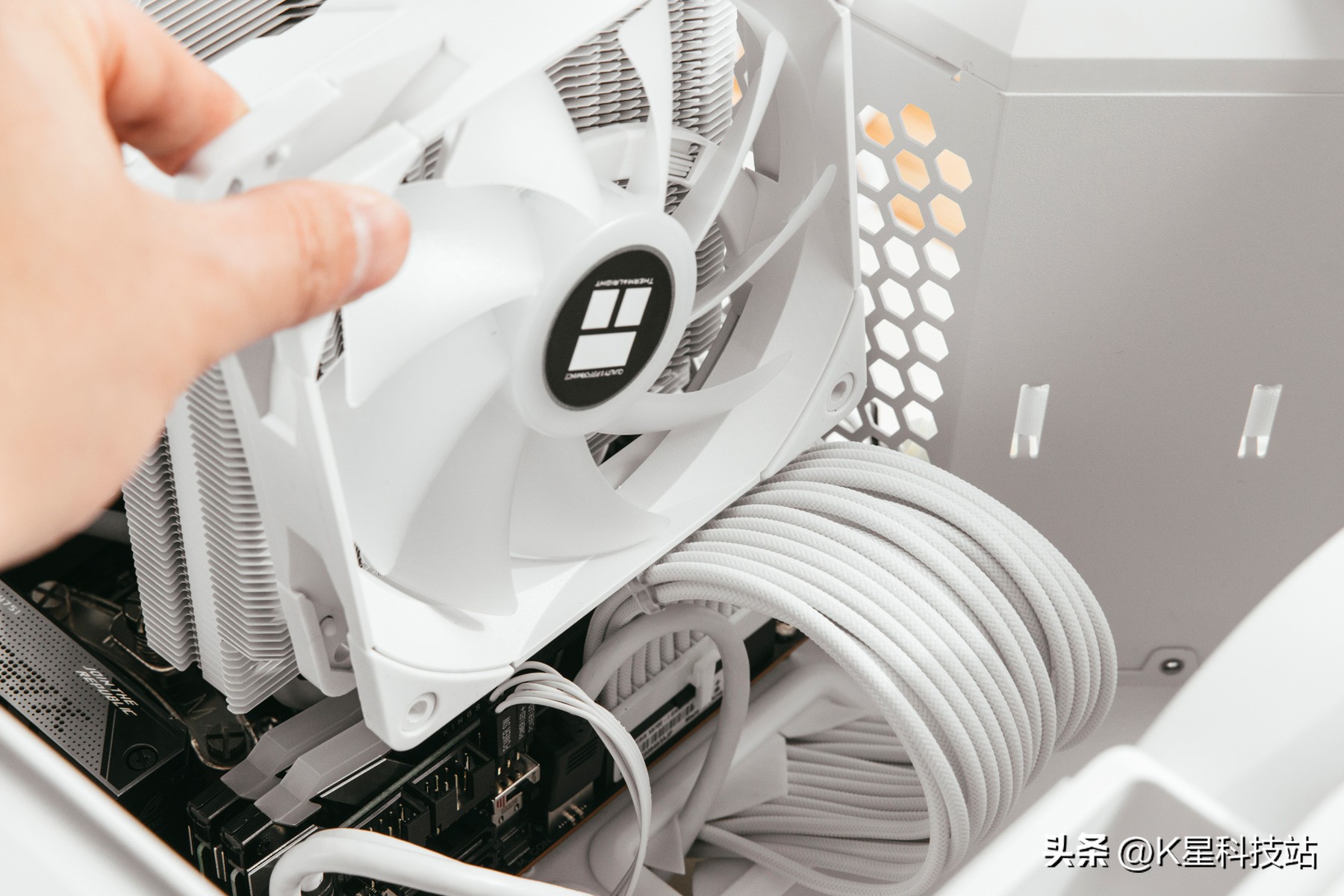 鍗庣strixz270e涓绘澘閰嶄粈涔坈pu鍚堢悊,鍗庣鏃楄埌670e涓绘澘璇勬祴