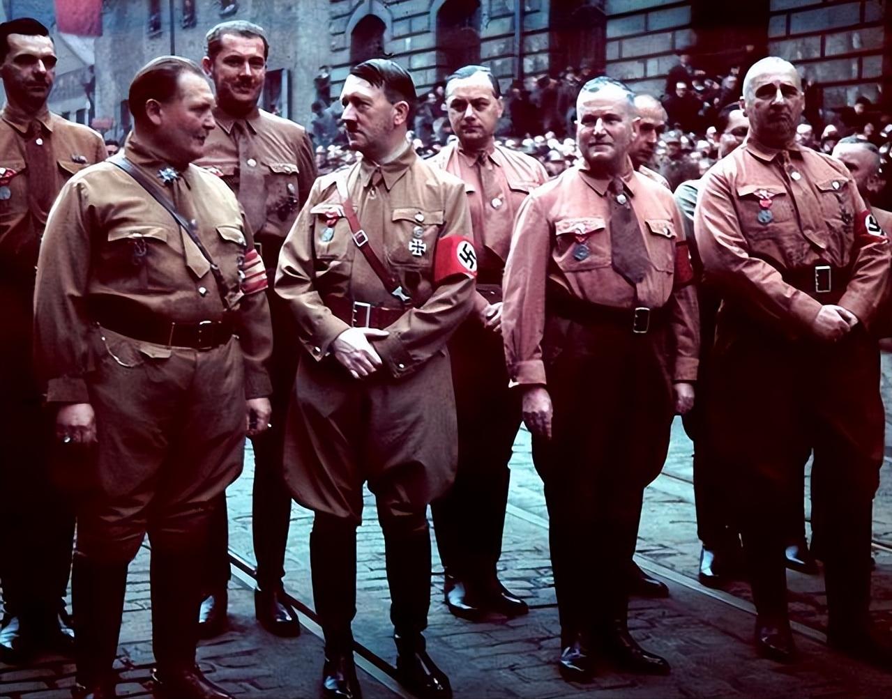 纳粹时期希特勒残害的对象都有谁？大*杀屠**的受害者只有犹太人吗？