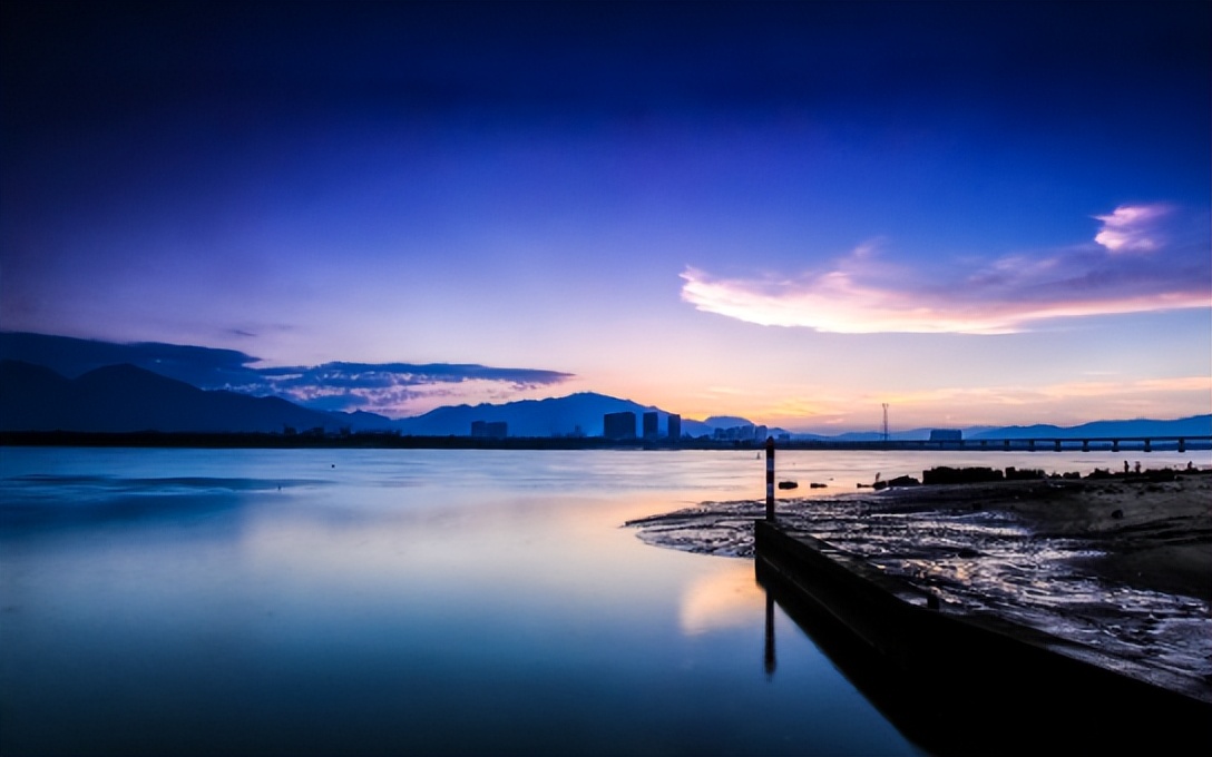 云南旅居的单身大哥，吃饭只有一只电饭锅，人老了真不容易