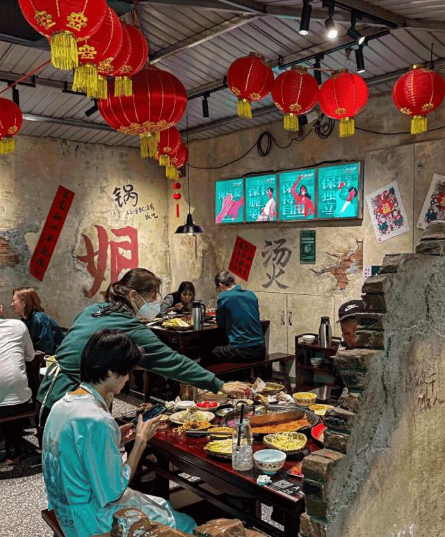 市井火锅价格贵不贵,市井火锅的价格定位