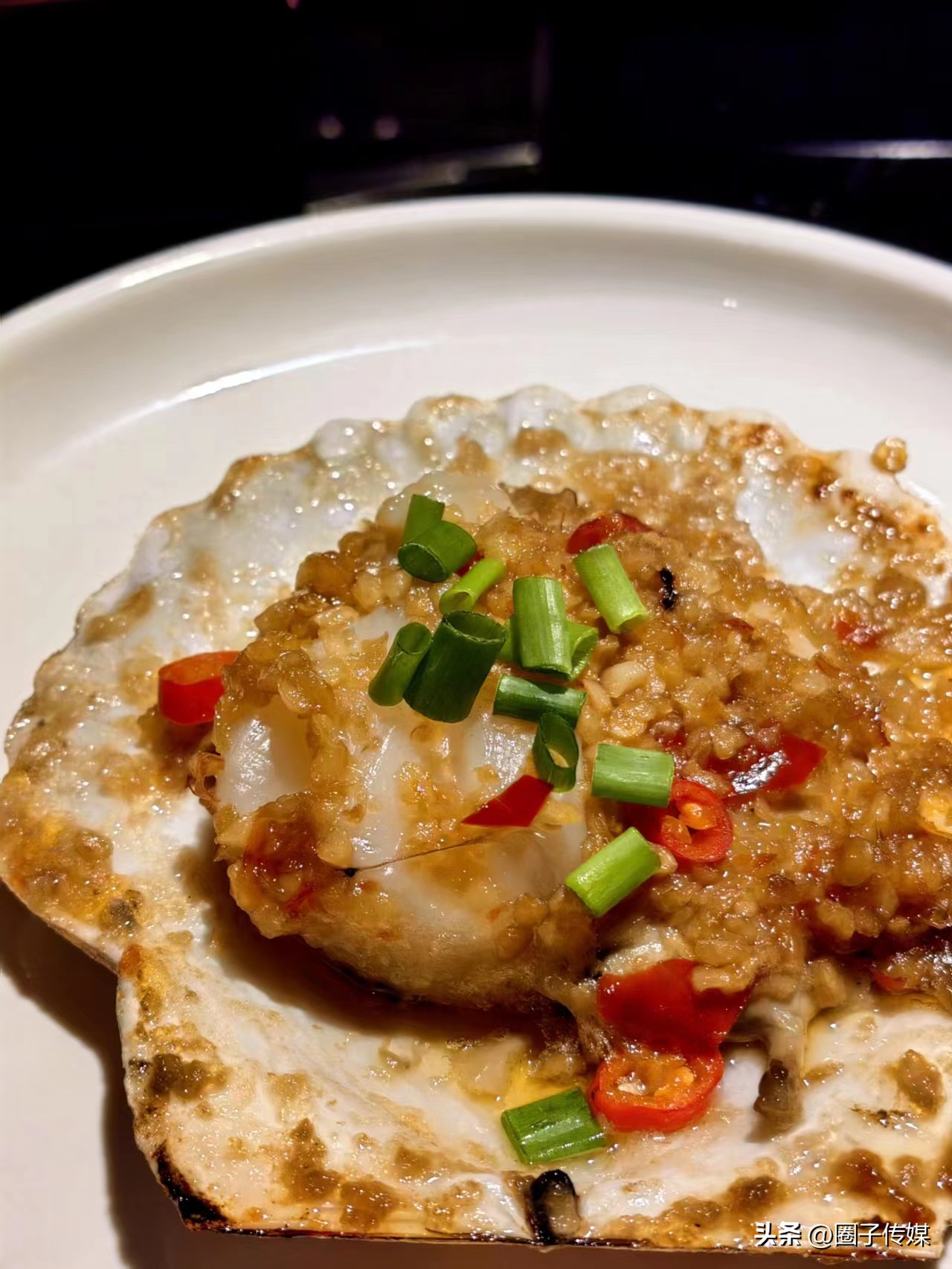 鲜香的舌尖诱惑,从经典延至创新,【震旦海鲜烧烤酒店】