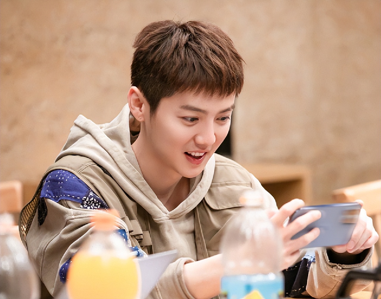 鹿晗背景有多强大,鹿晗背景有多强