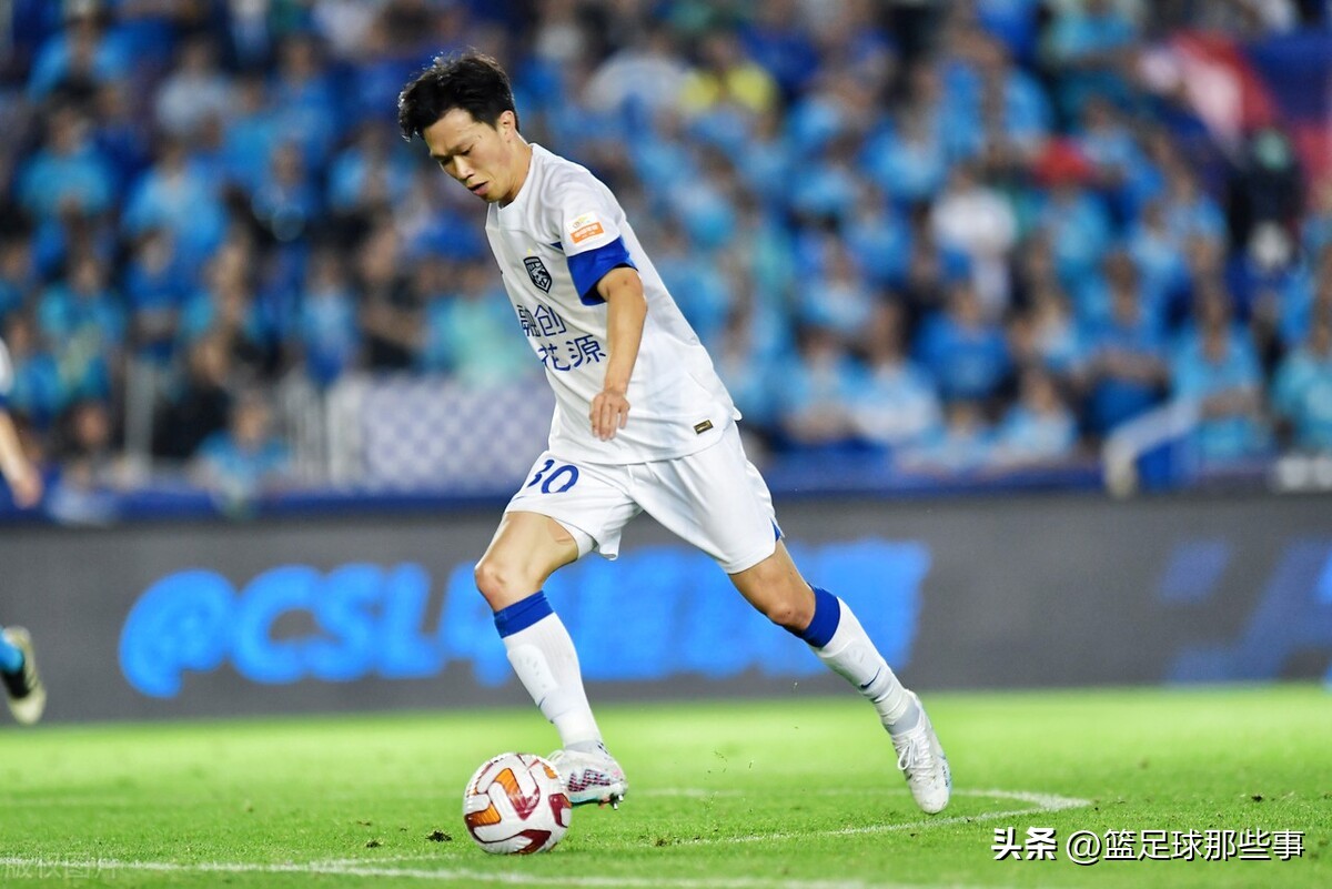 国足武磊艾克森对阵韩国23人名单,新国足23人名单阿兰