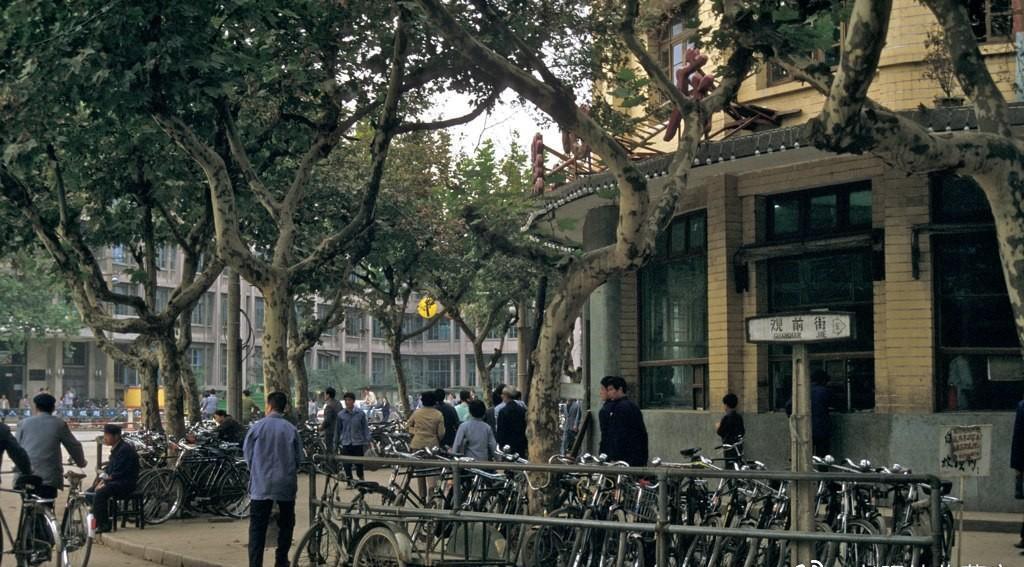 纳粹德国屠杀犹太女人,变态纳粹