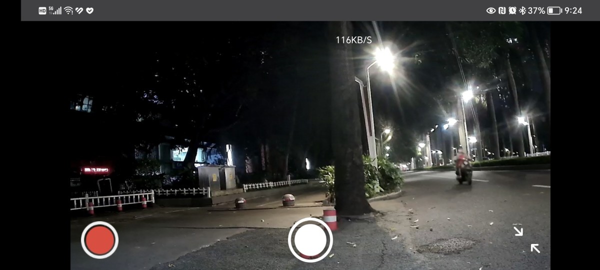 迈极炫seemeedv测评,迈极炫尾灯行车记录仪一直闪白灯