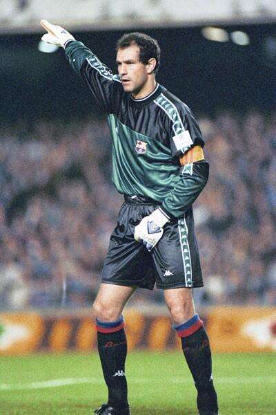 昔日英雄全文,昔日英雄1-48集免费看