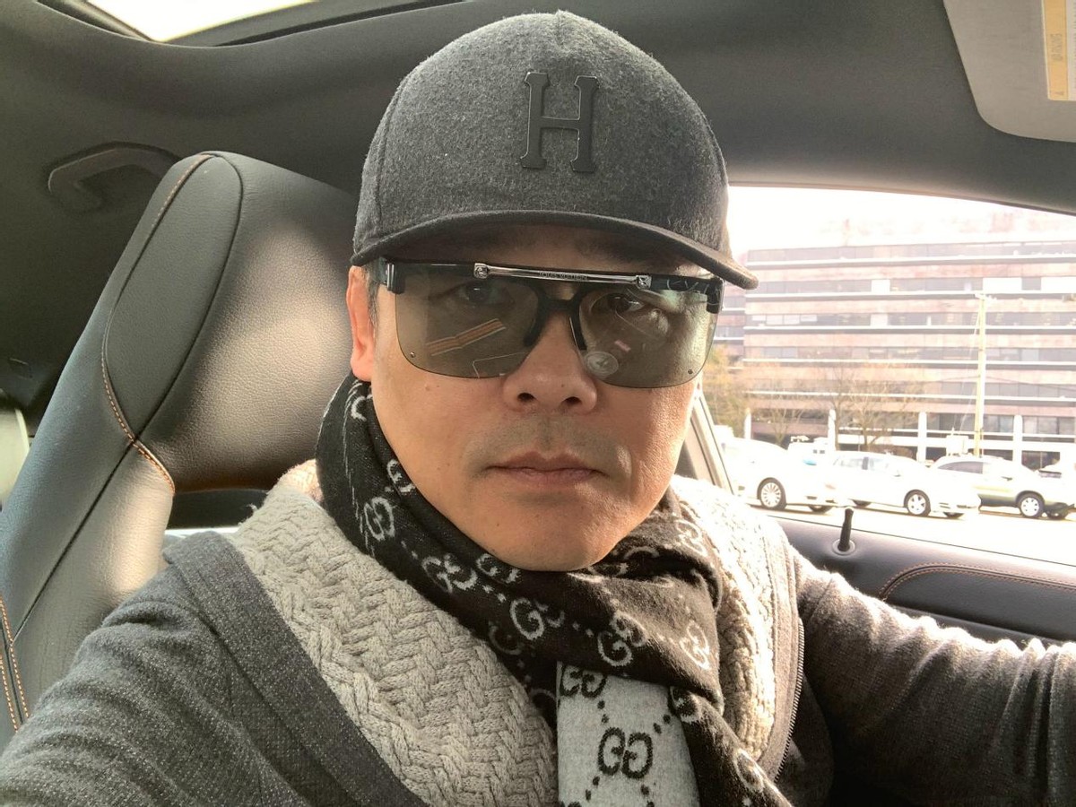 那个说“我的观众不是农民”的周立波，是个怎样的人？