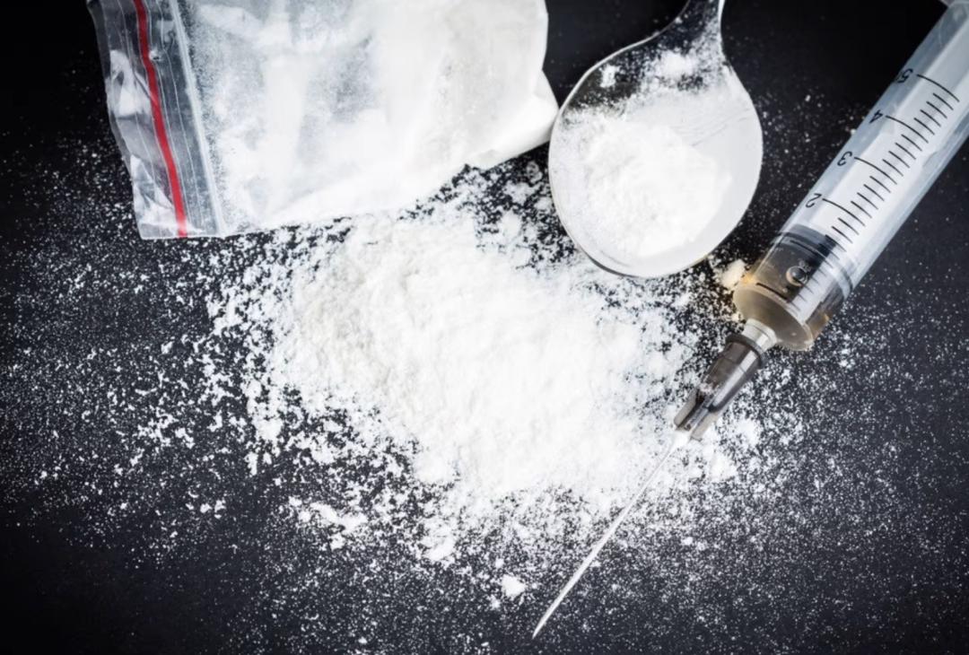 华人夫妇回加拿大当场被罚10万,华人夫妇被抓