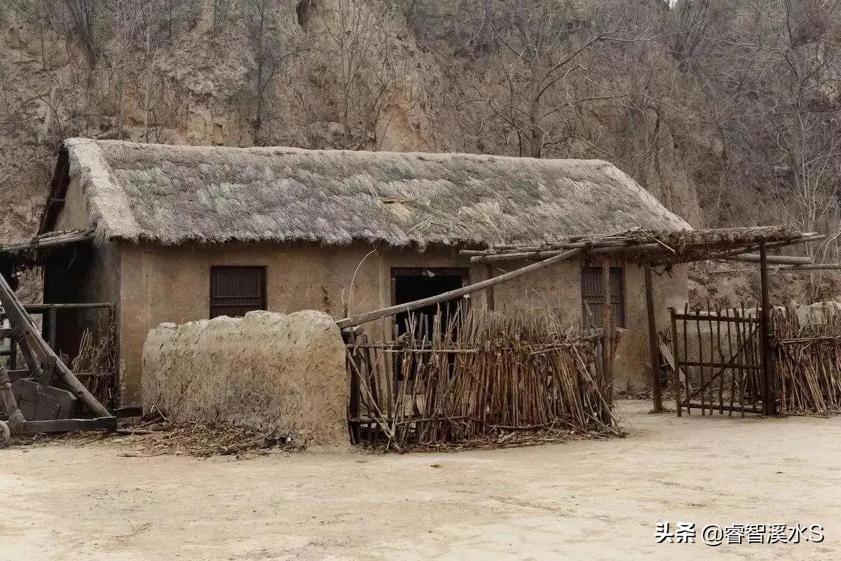 古诗中的一年四季和爱恨情仇,描写人间爱恨离愁的诗