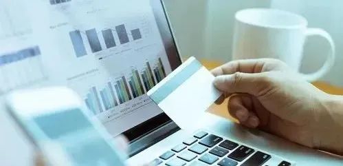 免税代购300元拉大学生“下水”？团伙每天成交几十万…有人*私走**判十年