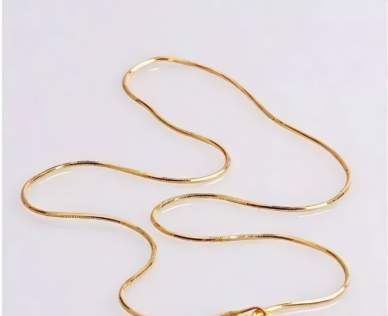 黄金项链s扣怎么戴不容易掉落,黄金项链w扣怎么戴结实