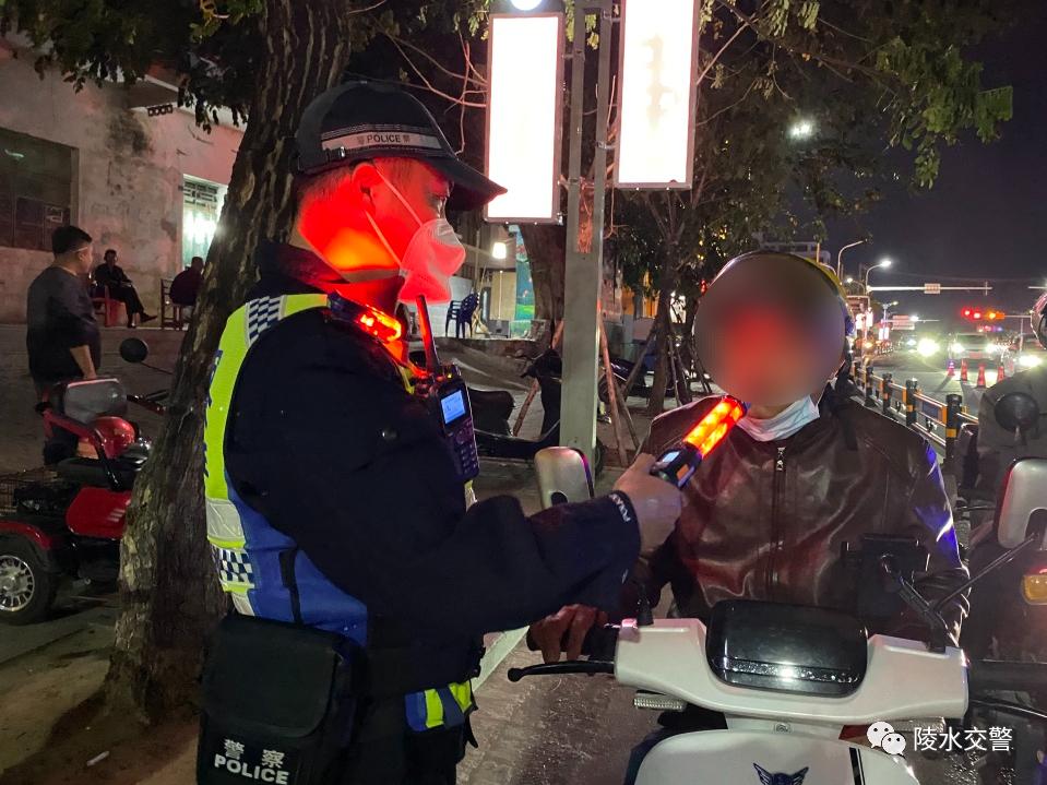 守平安护团圆陵水公安交警圆满完成“春节”假期交通安保工作|平安春运交警同行