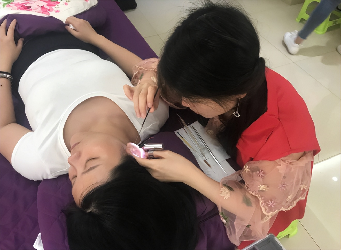 采耳是不正经的行业吗,采耳行业暴利的原因有哪些