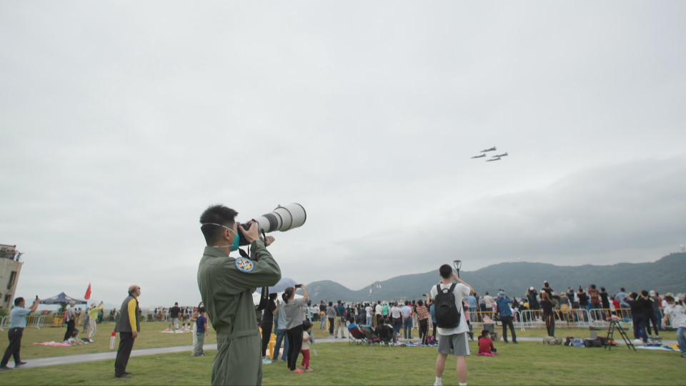 俄乌冲突、中美博弈下，一文看尽本届珠海航展防务亮点|凤凰聚焦