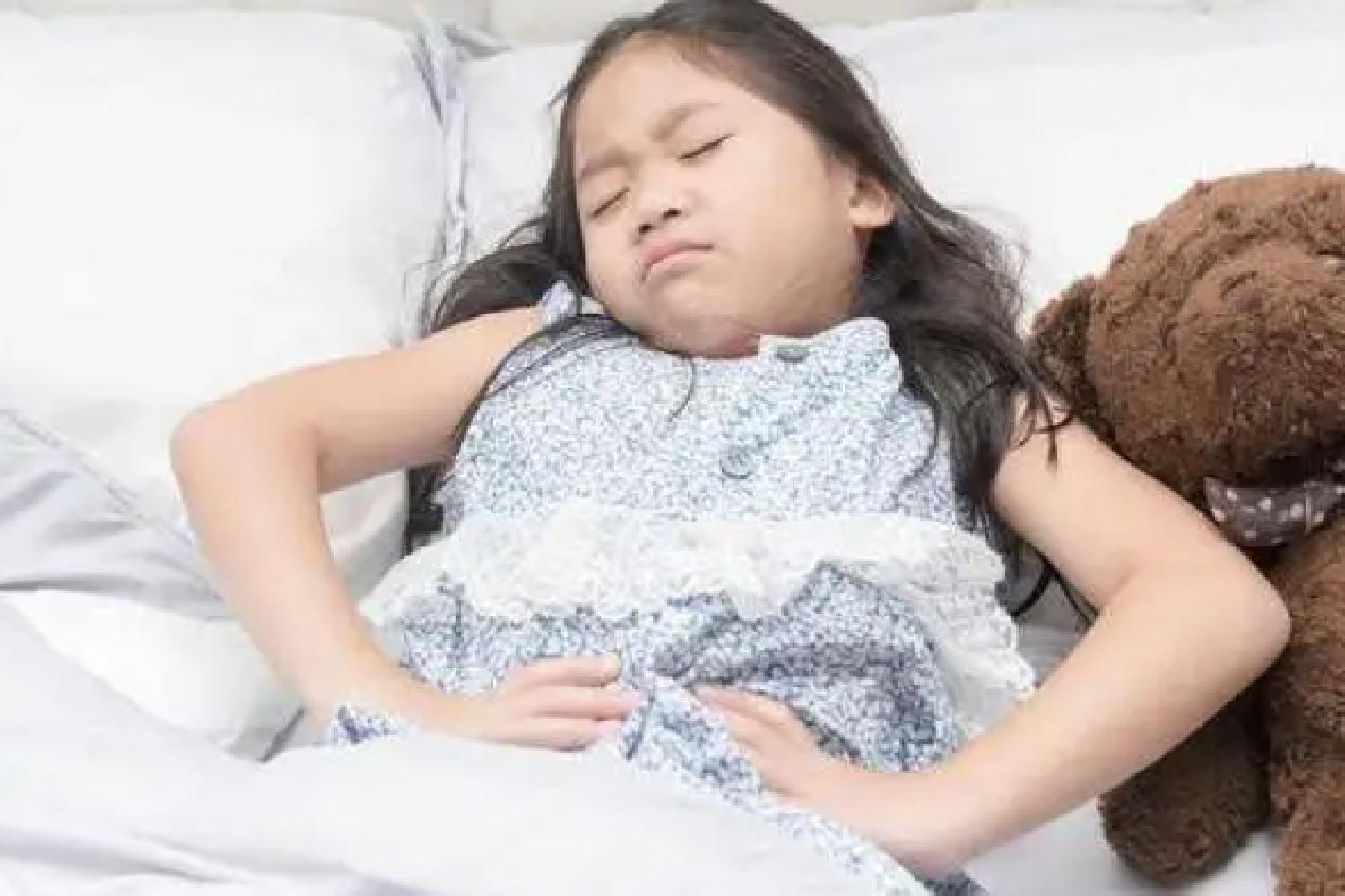 儿童肥胖肚子大怎么回事,小孩肚子大正常吗