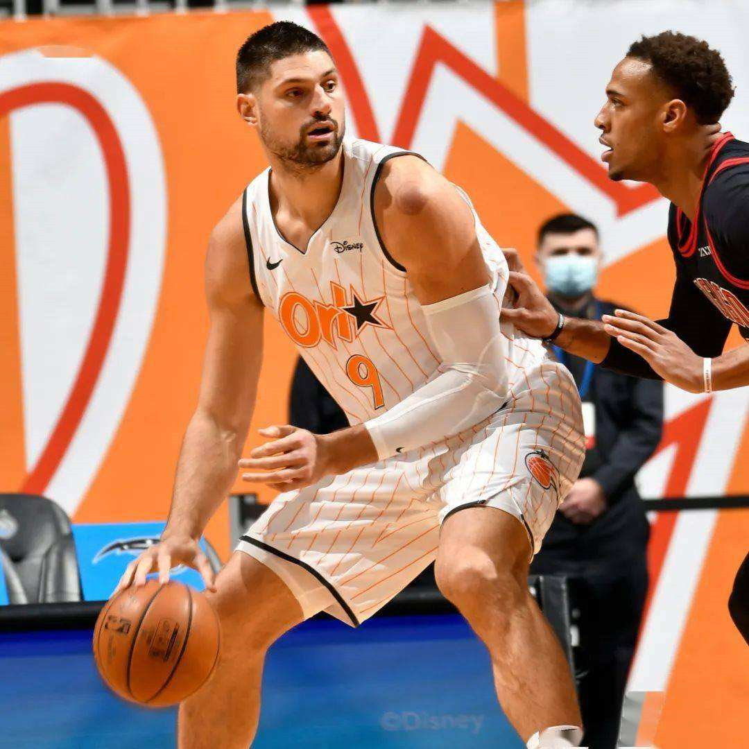 “武神”仅20场就露馅？2数据创新低，真不是三巨头不传球