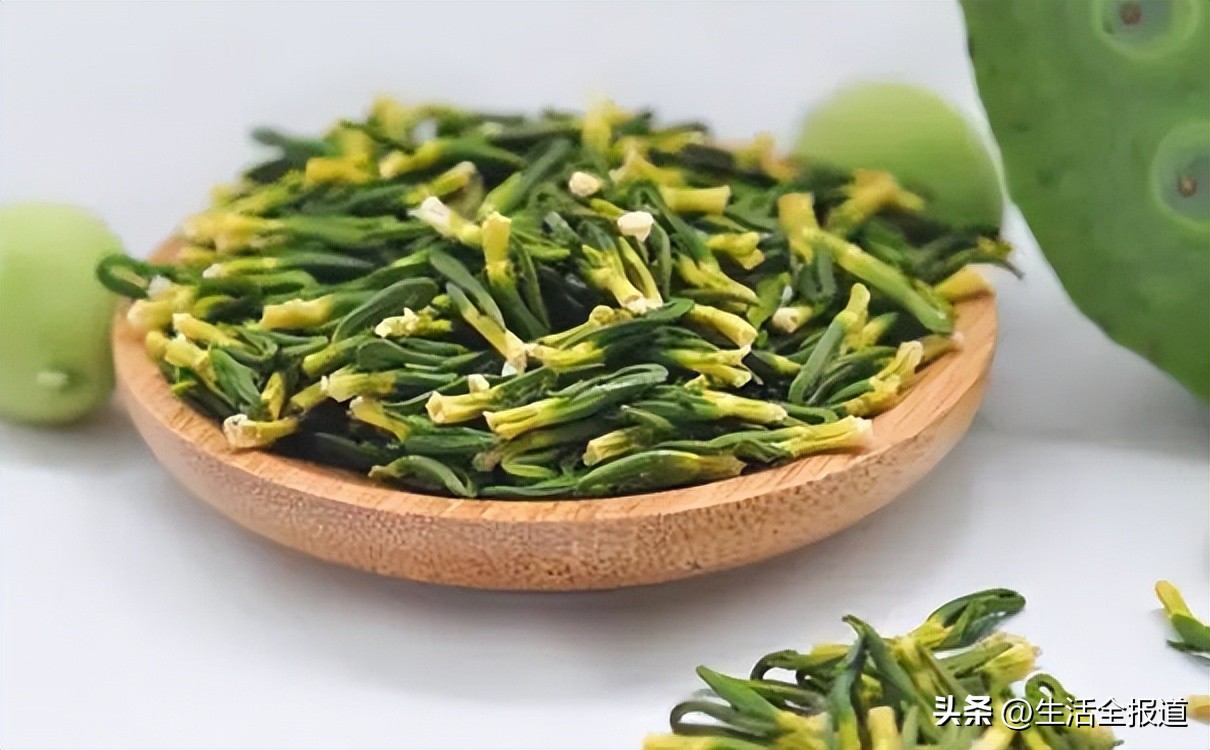 荷花浑身是宝简短介绍,荷花入药有什么功效呢