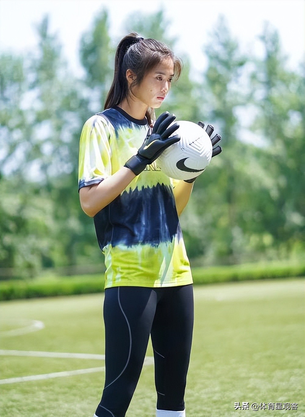 足坛十大女球员,足坛十大美女