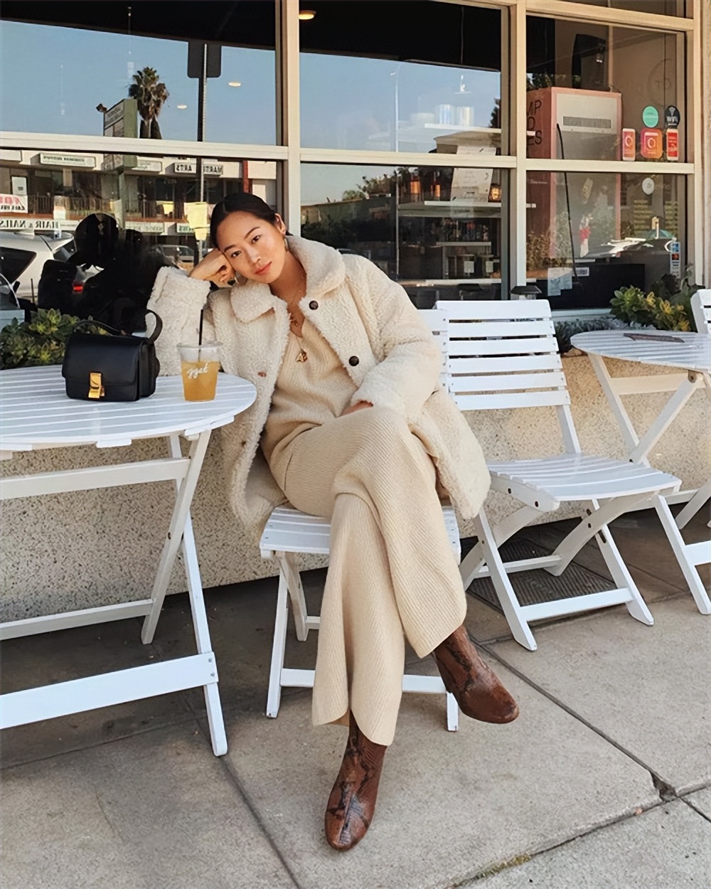 奶油色好看不好看,高级又治愈奶油色