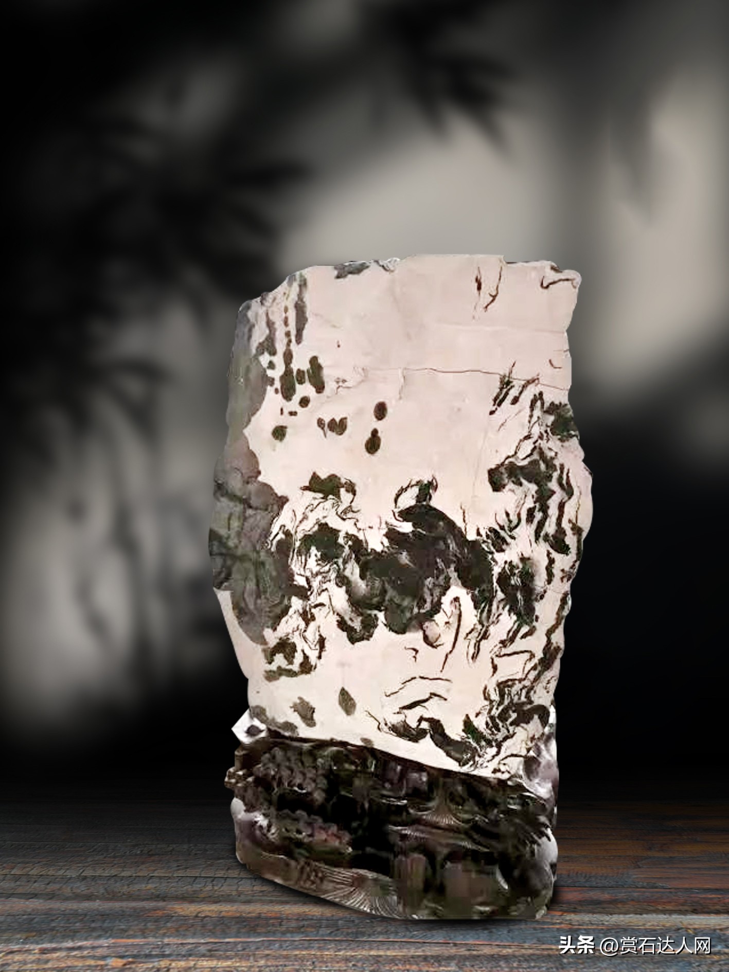 五颜六色的石头拍照,五彩斑斓的石头照片