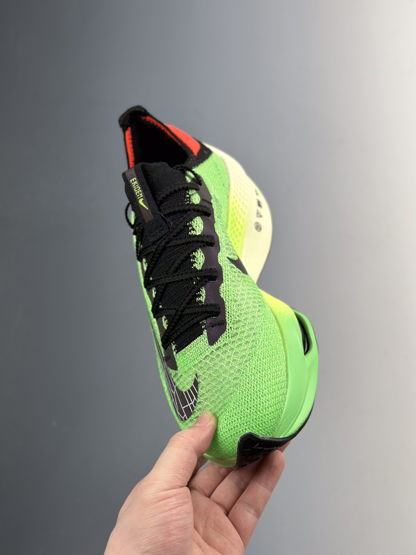 马拉松气垫鞋,全掌气垫的马拉松跑步鞋