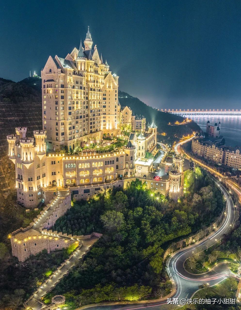 均温22℃，北方这座海滨避暑第一城，去一次相当于环游世界