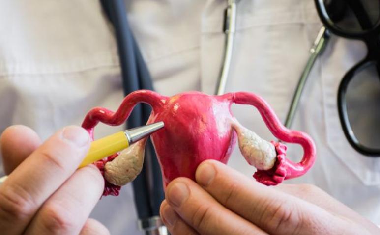 女性切除子宫以后还能来月经吗,年轻女性切除子宫后会有什么影响