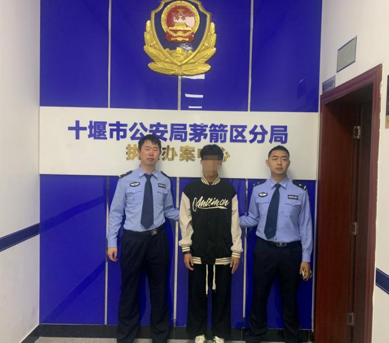 3天赚3万卖卡被抓,卖卡获利自尝苦果