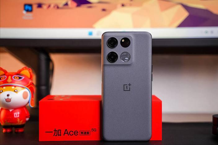 开年三款超高性价比手机推荐,两年内的千元手机哪款性价比高呢