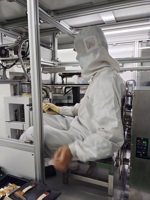 初中学历工厂打工十多年一事无成,学生实践进厂打工的真实生活