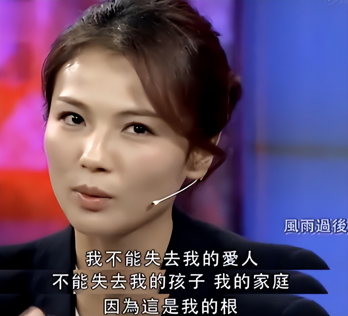 44岁刘涛变得越来越年轻了,43岁刘涛容颜耐看