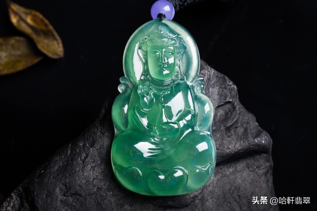 价值过千亿的翡翠品种,翡翠高冰种芙蓉种的价值