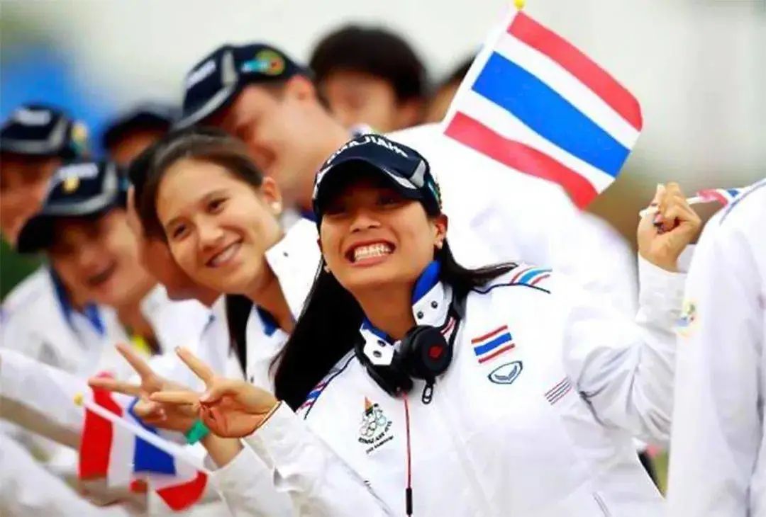 泰国王室玛哈最新爆料,泰国国王玛哈家事