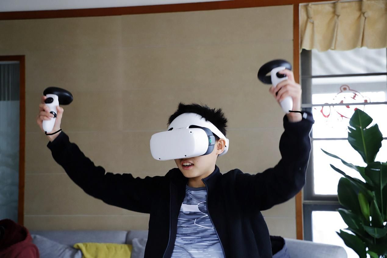 戴眼镜也能玩的vr眼镜,戴眼镜可以玩vr吗