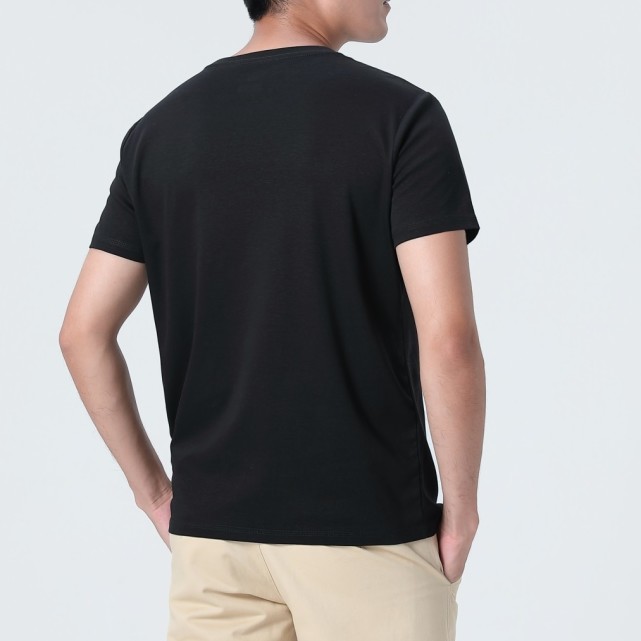 夏天什么面料的t恤最好,什么面料的t恤穿着最舒服揭秘