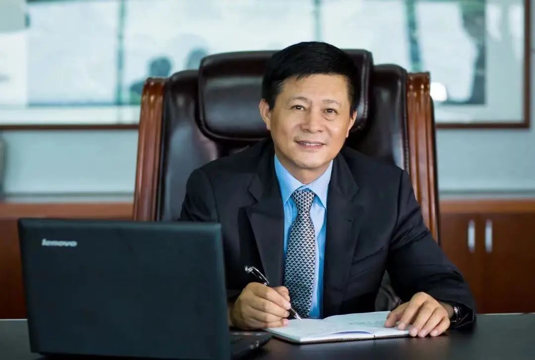 两大新能源巨头进军光伏玻璃,中国光伏玻璃行业前十名