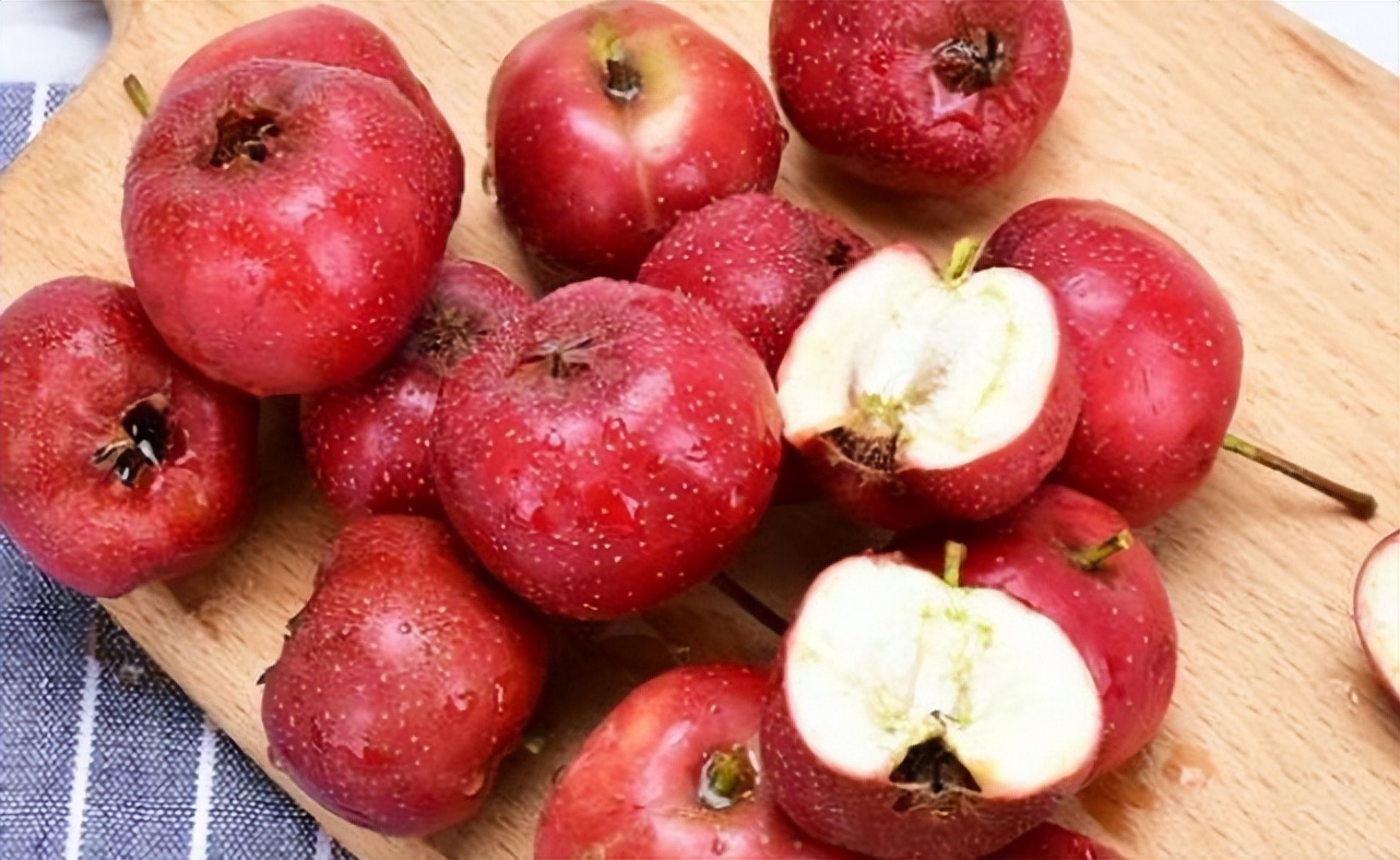 早上空腹喝牛奶吃鸡蛋会得结石吗,空腹喝牛奶吃鸡蛋会拉肚子吗