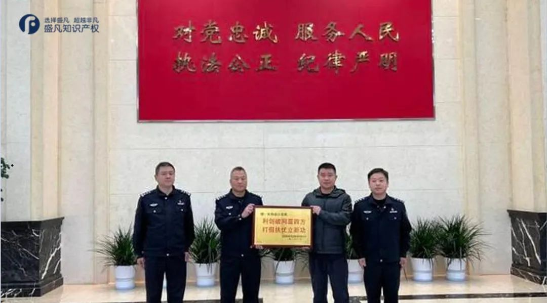 始祖鸟官方女羽绒服旗舰店直播间,始祖鸟正品折扣店直播间