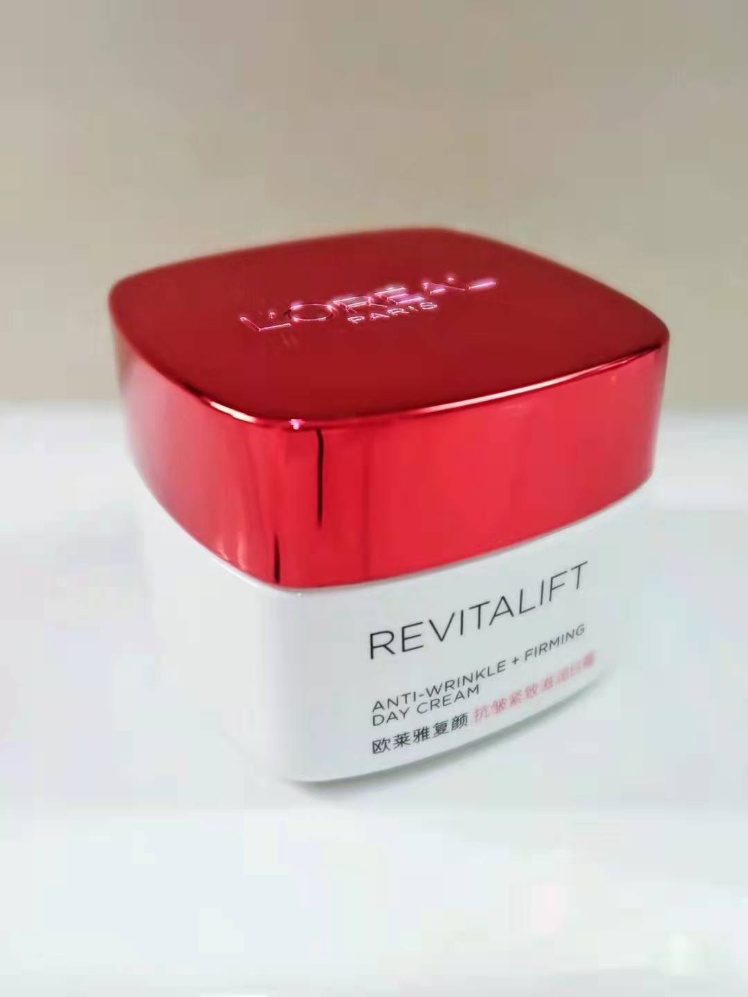 女人过了30岁的护肤品,女人过了45岁用什么牌子的护肤品