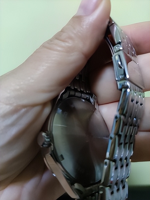 西铁城手表怎么样什么档次,西铁城的手表怎么样值得买吗