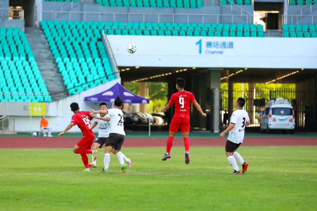 铁人足球最新比赛赛程,铁人锦标赛完整视频