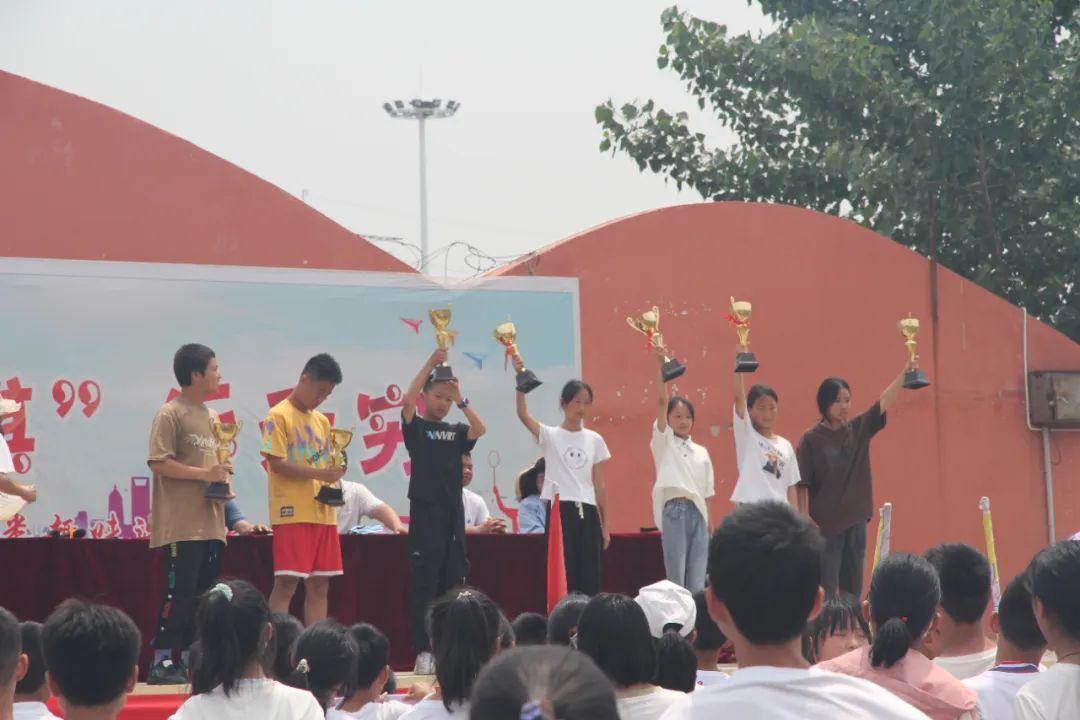 历山中学运动会,厉山镇中心小学秋季运动会开幕式