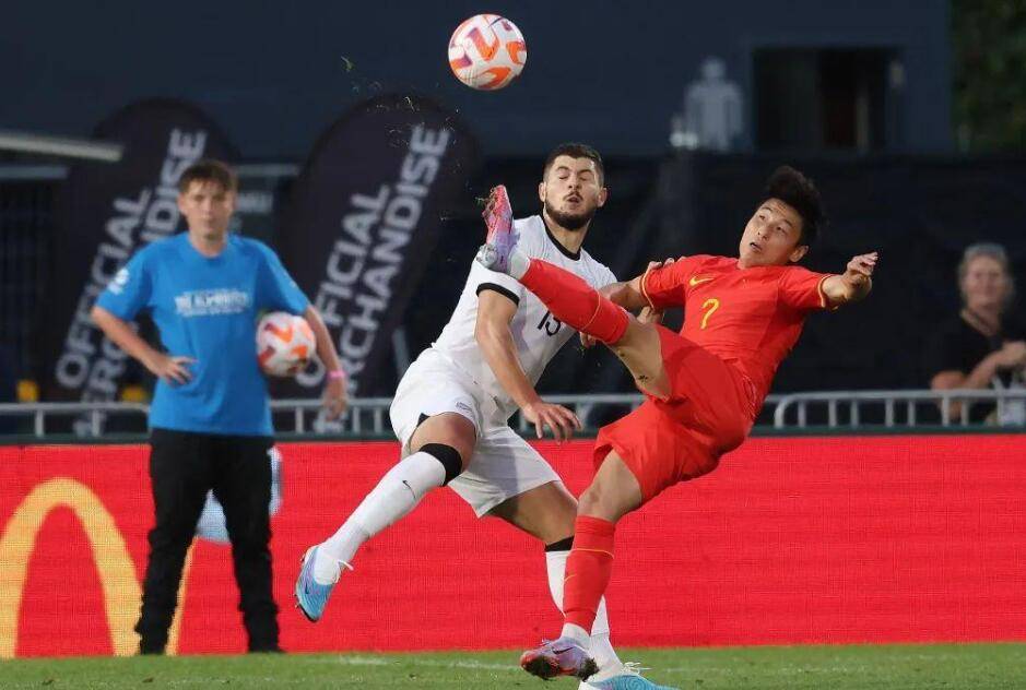 国足不敌新西兰1:2,热身赛国足1-2新西兰数据统计