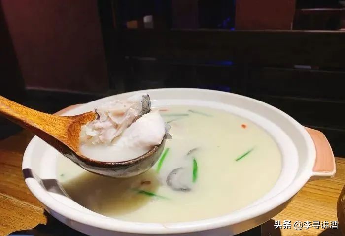 清香型白酒适合什么下酒菜,酱香型白酒配什么下酒菜好